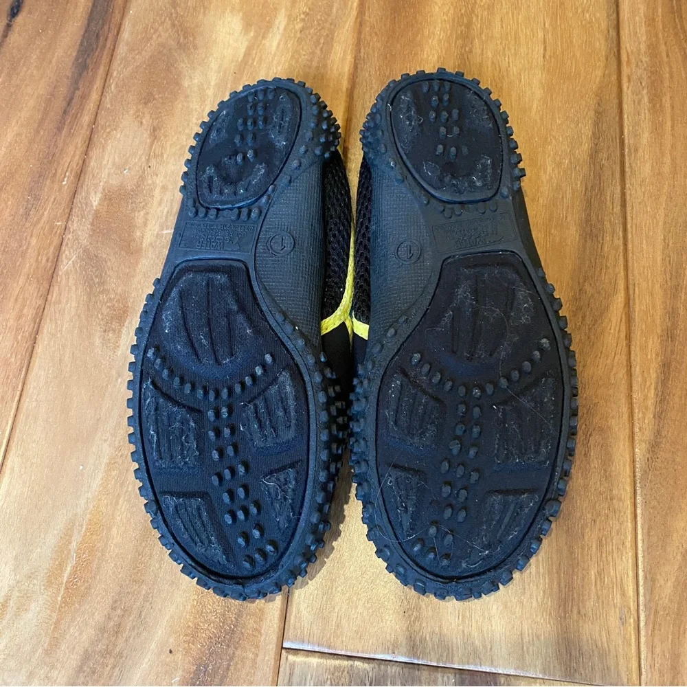 Youth Water Sock size 1, very good condition, by Water Sock